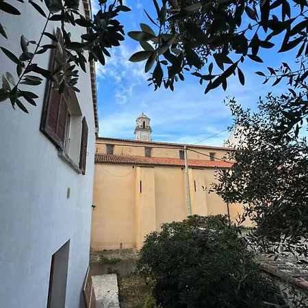 Nyaraló Au Coeur Du Village De