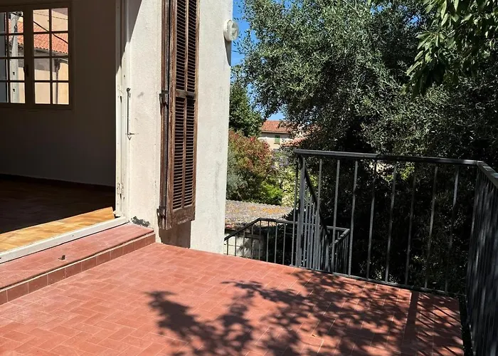 Au Coeur Du Village De Vakantiehuis